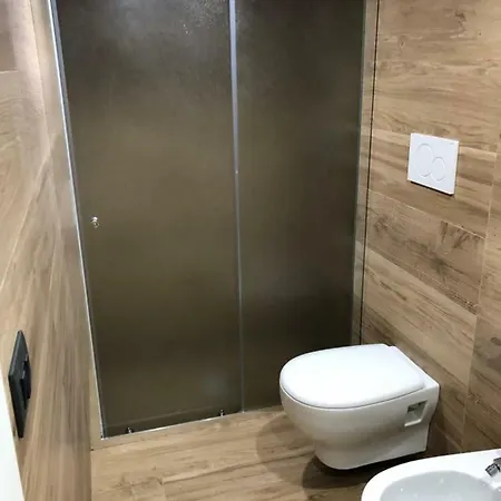 アパート Conte Roberto House