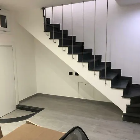 Conte Roberto House アパート レッチェ
